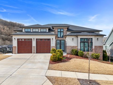 Photo of 574 Clingmans Lane, Chattanooga, TN 37419 (MLS # 1529804)