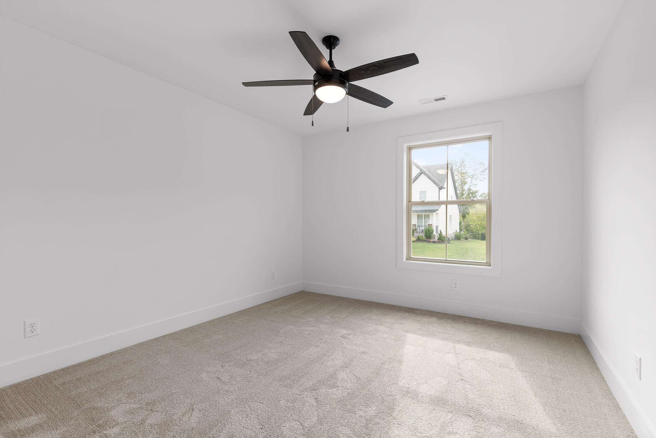 6044 Cashmere Lane, Harrison, Tennessee image 28