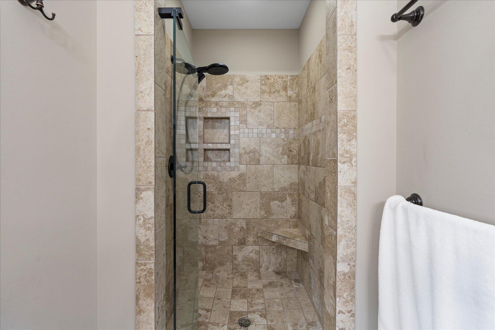 9937 Meadowstone Drive, Apison, Tennessee image 24