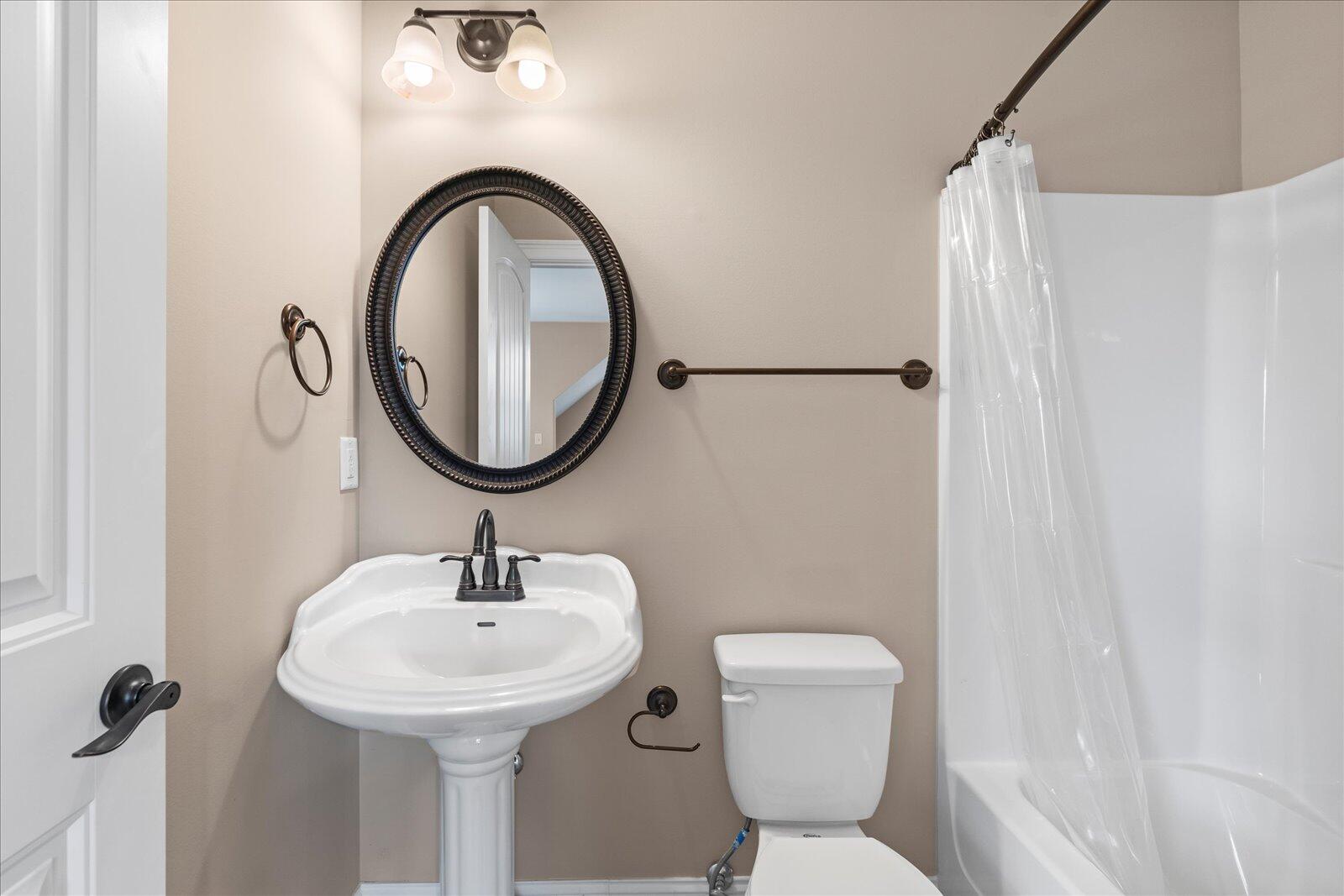 9937 Meadowstone Drive, Apison, Tennessee image 33