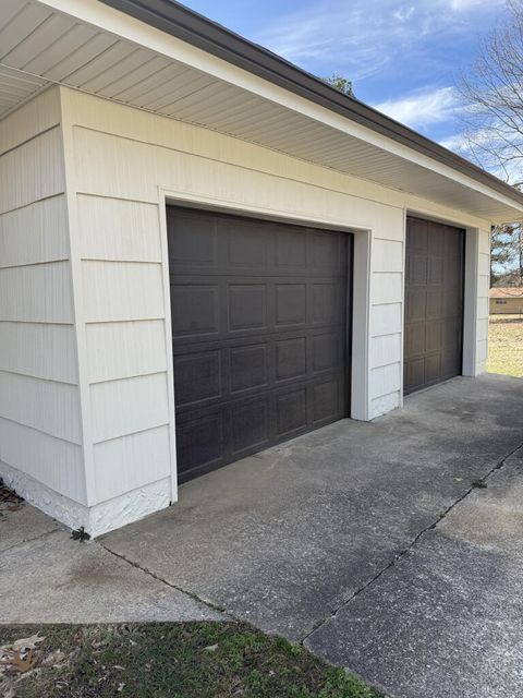 Tiny photo for 735 James Avenue, Chattanooga, TN 37421 (MLS # 1520672)