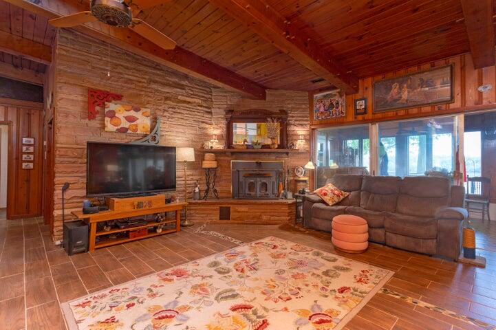 292 Hilltop Circle, Spring City, Tennessee image 15
