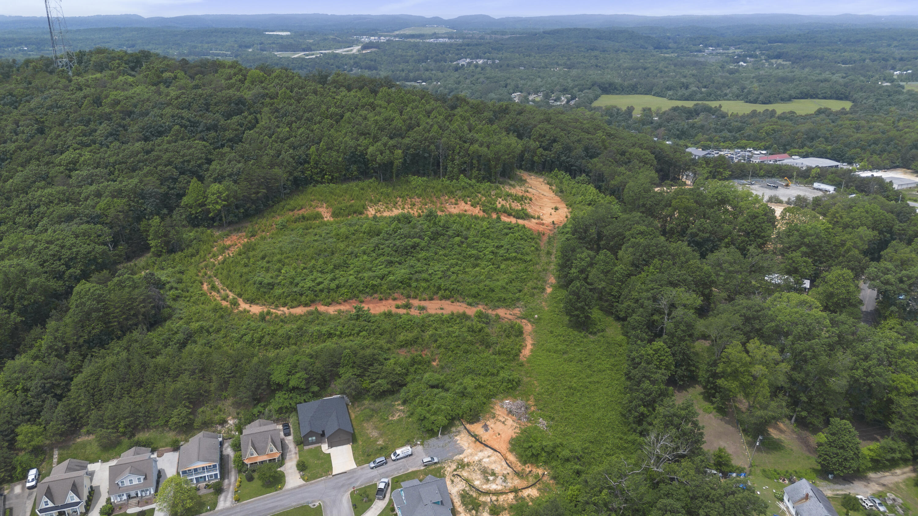 Courtland Crest Drive, Cleveland, Tennessee image 9