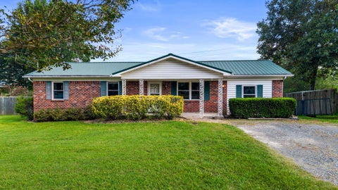 Homes For Sale - 2044 Rolling Brook Drive<br/> Cleveland, TN 37323