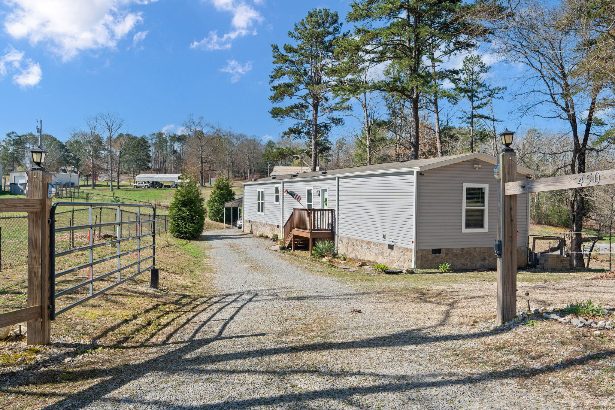 450 Copeland Cemetery Road, Soddy Daisy, Tennessee image 1