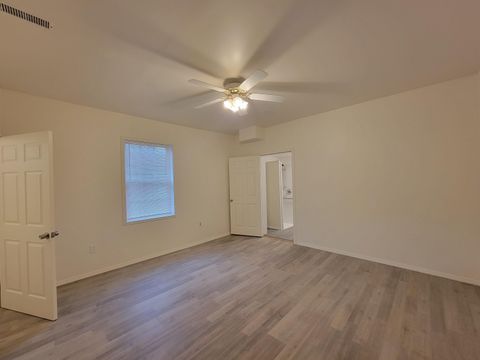 Tiny photo for 317 Cedar Street, LaFayette, GA 30728 (MLS # 1528485)