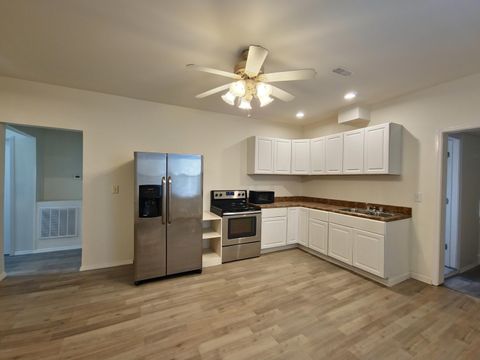 Tiny photo for 317 Cedar Street, LaFayette, GA 30728 (MLS # 1528485)