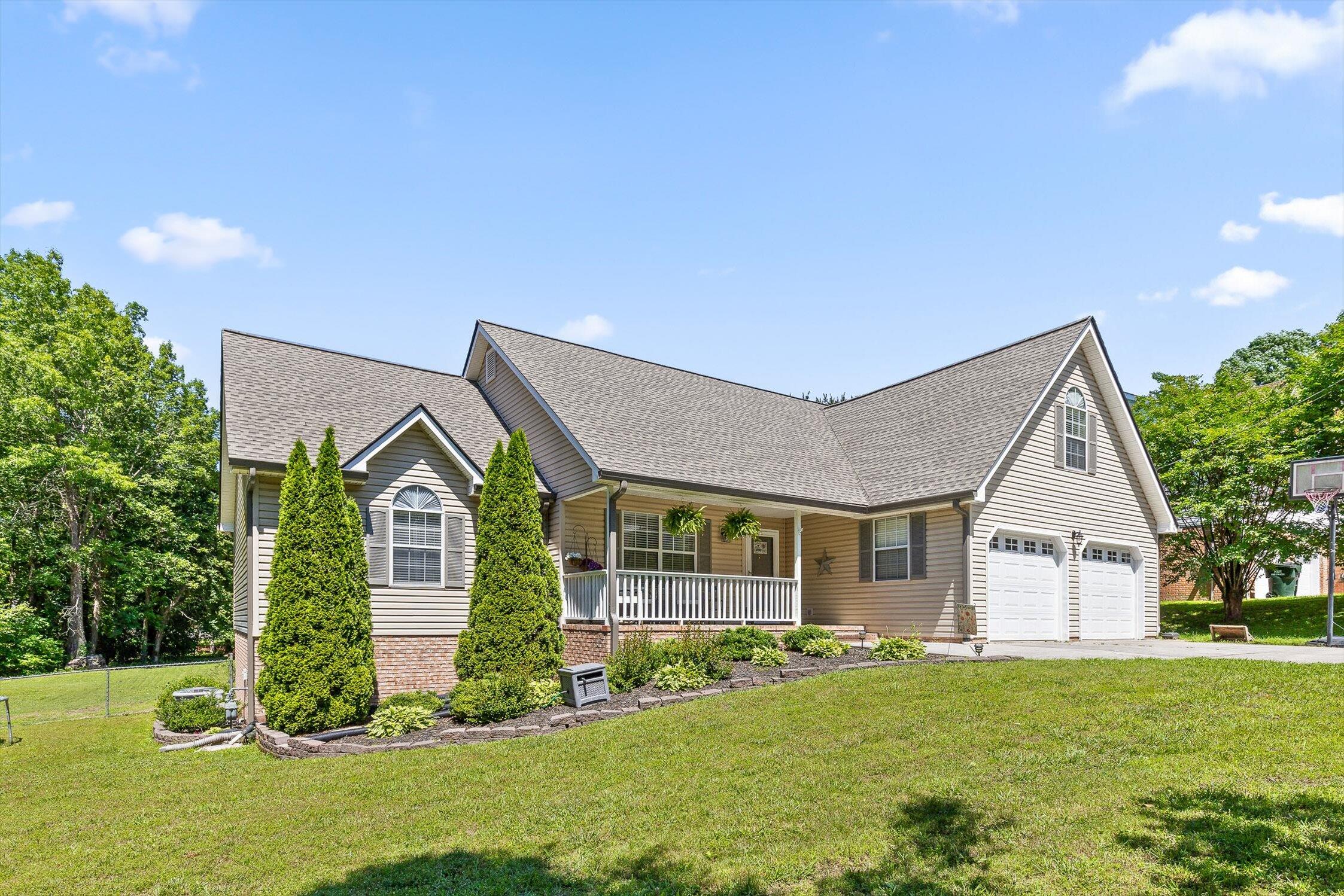 261 Windemere Drive, Ringgold, Georgia image 1