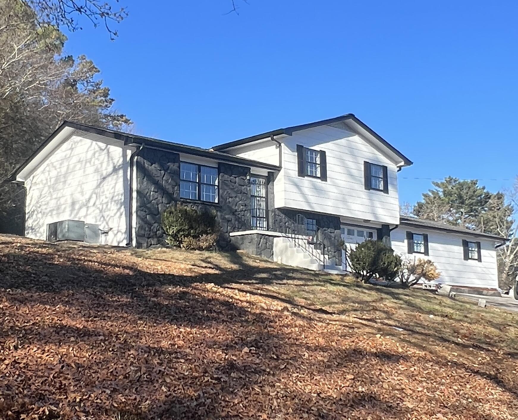 40 Ridgeside Drive, Ringgold, Georgia image 1