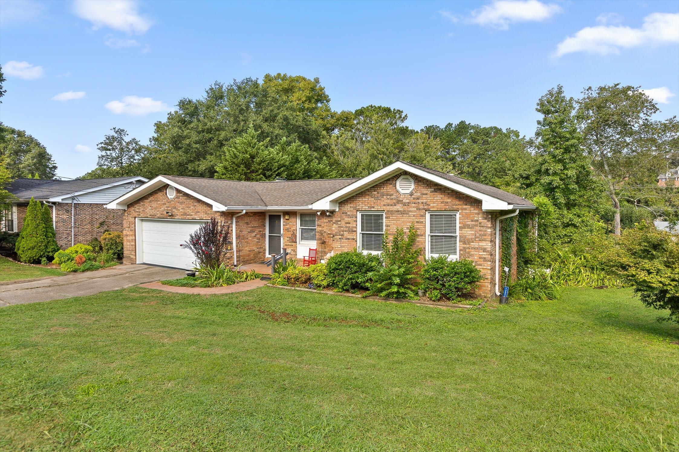 Chattanooga, Tennessee 37412, United States, 7 Bedrooms Bedrooms, ,4 BathroomsBathrooms,Residential,Active,204537