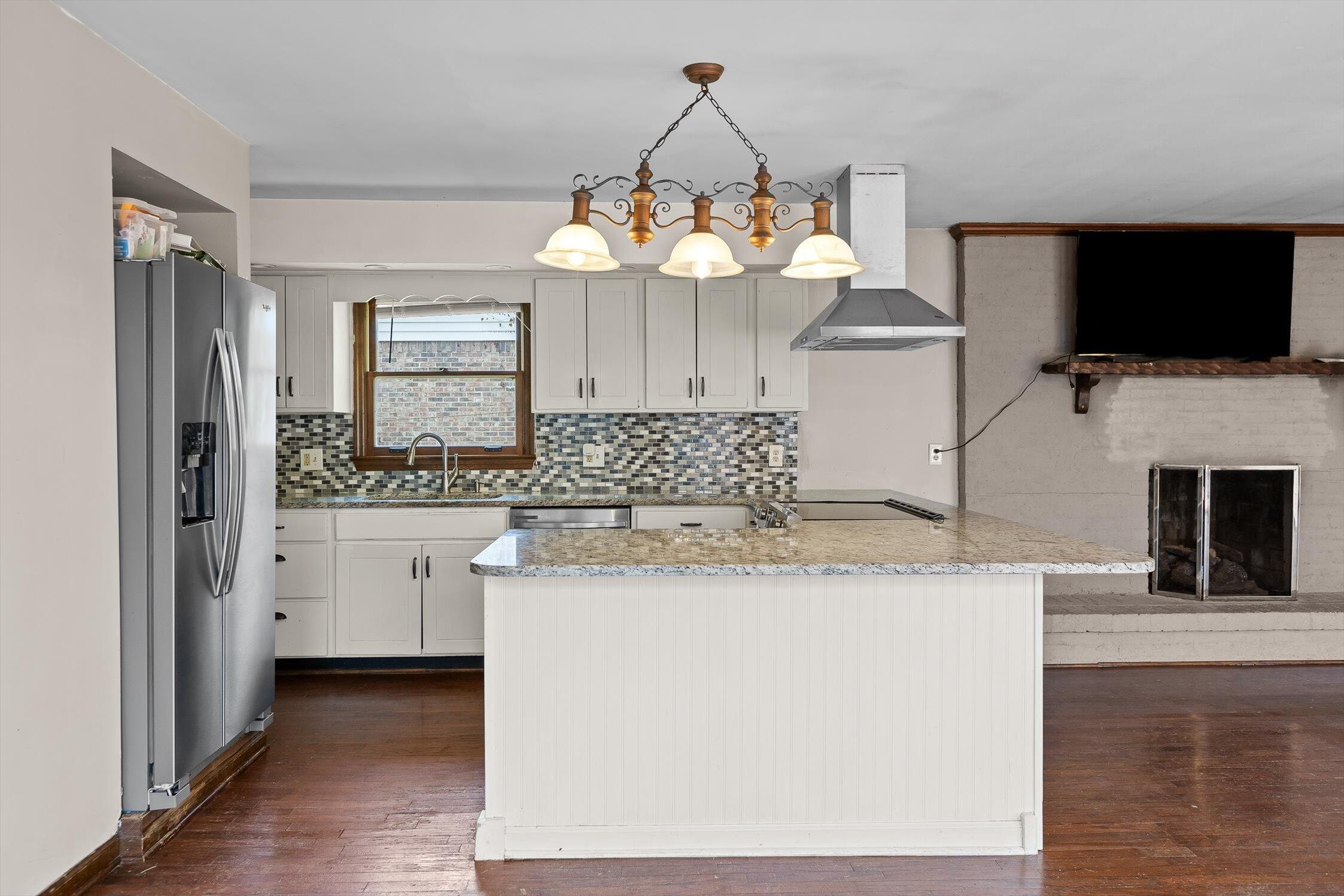 Chattanooga, Tennessee 37412, United States, 7 Bedrooms Bedrooms, ,4 BathroomsBathrooms,Residential,Active,204537