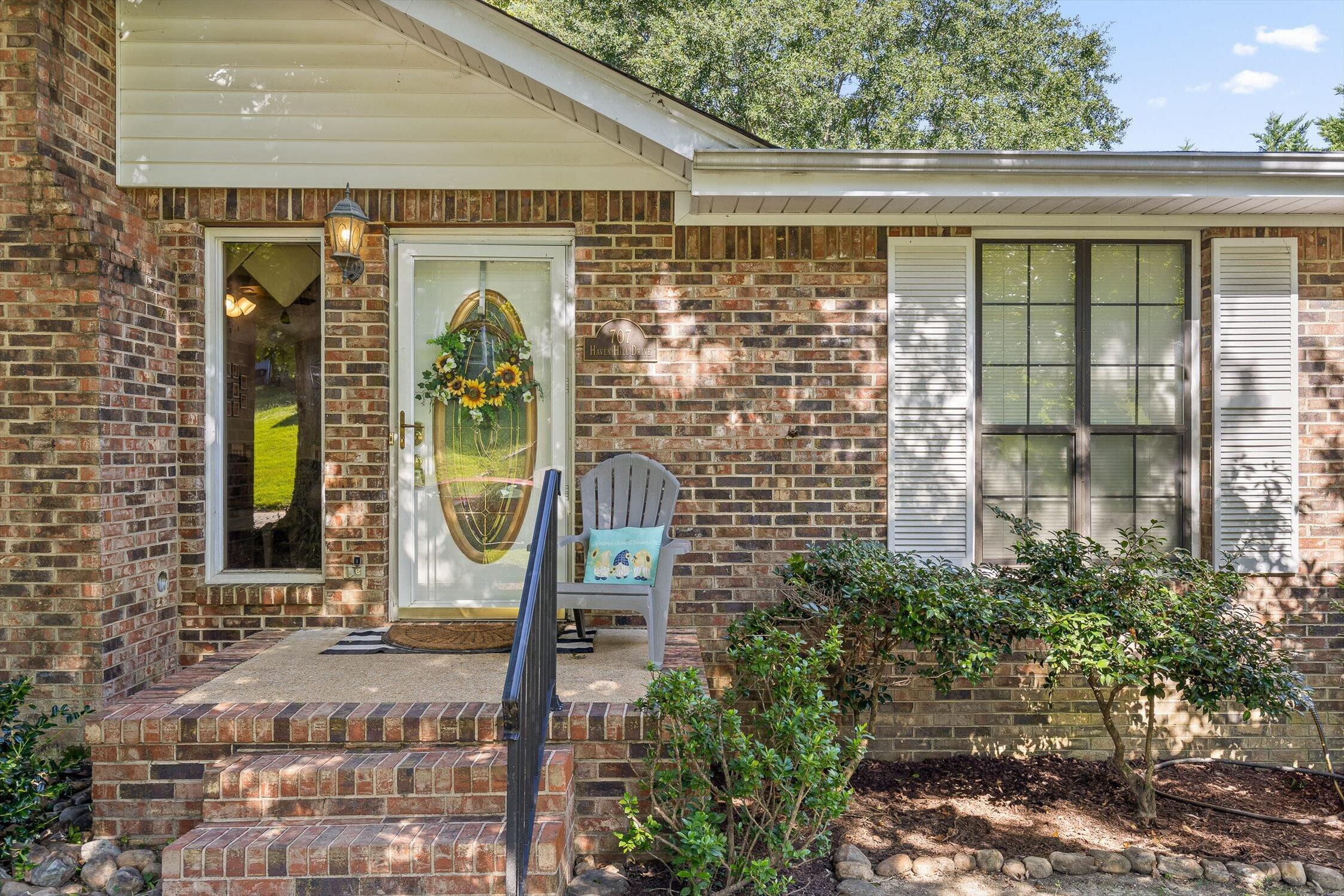 Chattanooga, Tennessee 37412, United States, 7 Bedrooms Bedrooms, ,4 BathroomsBathrooms,Residential,Active,204537