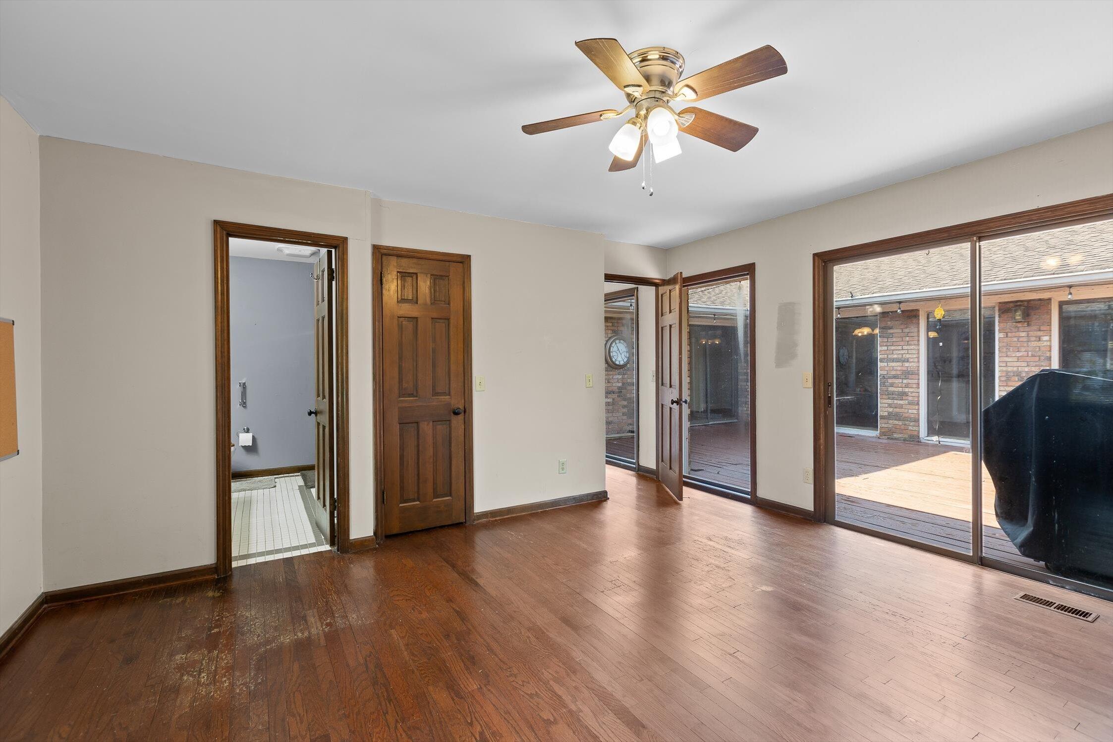 Chattanooga, Tennessee 37412, United States, 7 Bedrooms Bedrooms, ,4 BathroomsBathrooms,Residential,Active,204537