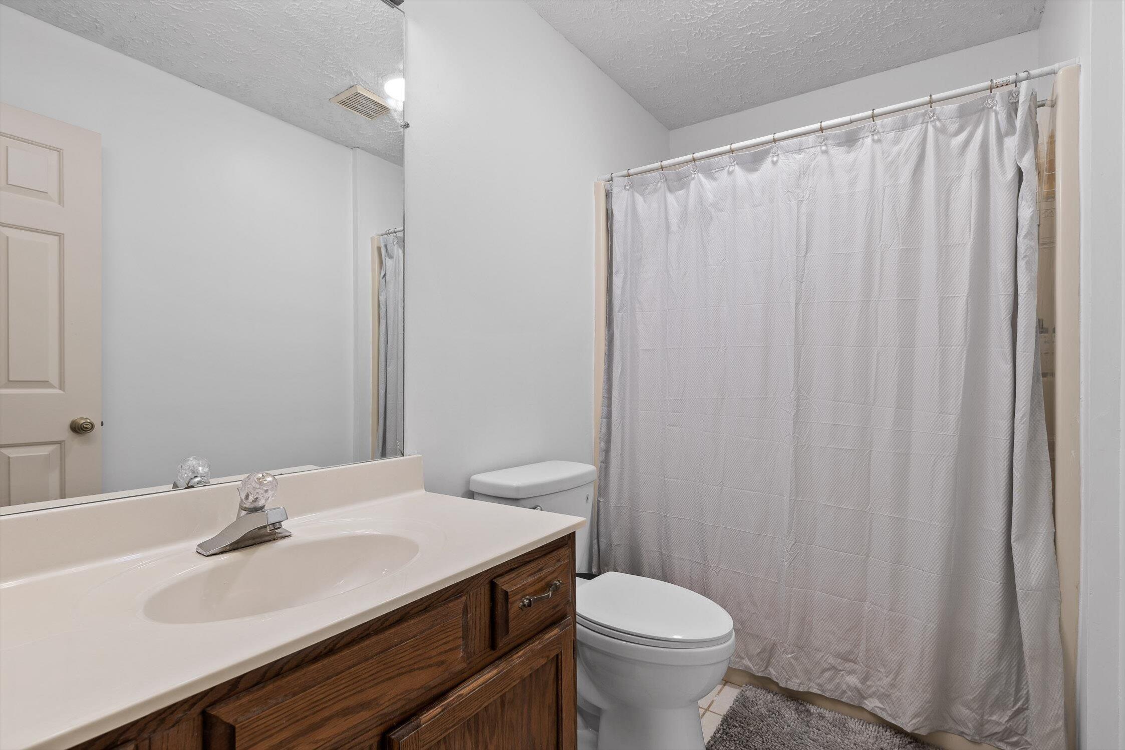 Chattanooga, Tennessee 37412, United States, 7 Bedrooms Bedrooms, ,4 BathroomsBathrooms,Residential,Active,204537