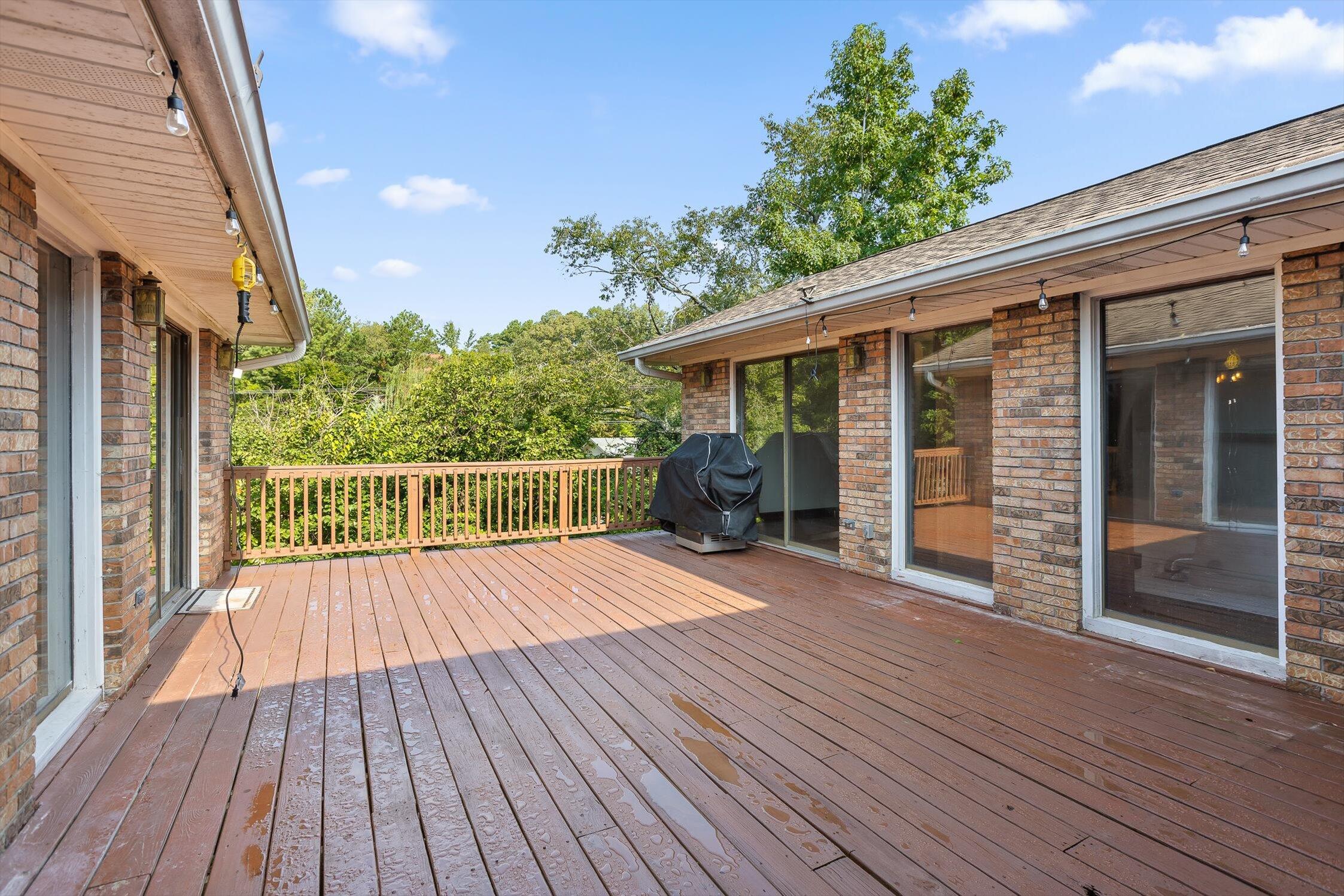 Chattanooga, Tennessee 37412, United States, 7 Bedrooms Bedrooms, ,4 BathroomsBathrooms,Residential,Active,204537