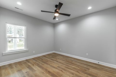 Tiny photo for 916 Airport Road, Chattanooga, TN 37421 (MLS # 1528506)