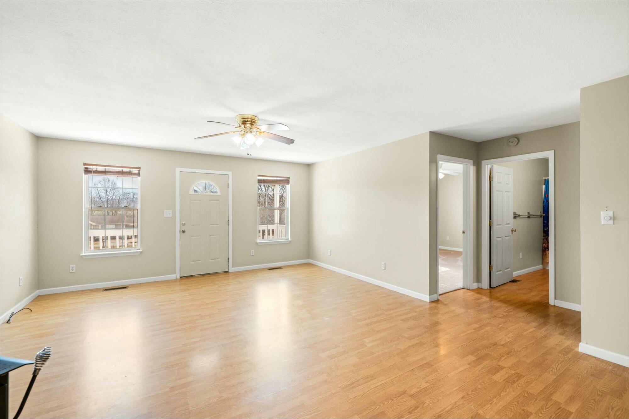 307 Circle R Drive, Benton, Tennessee image 2