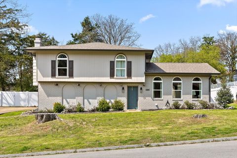 Photo of 109 Rolling Ridge Drive, Chattanooga, TN 37421 (MLS # 1529845)