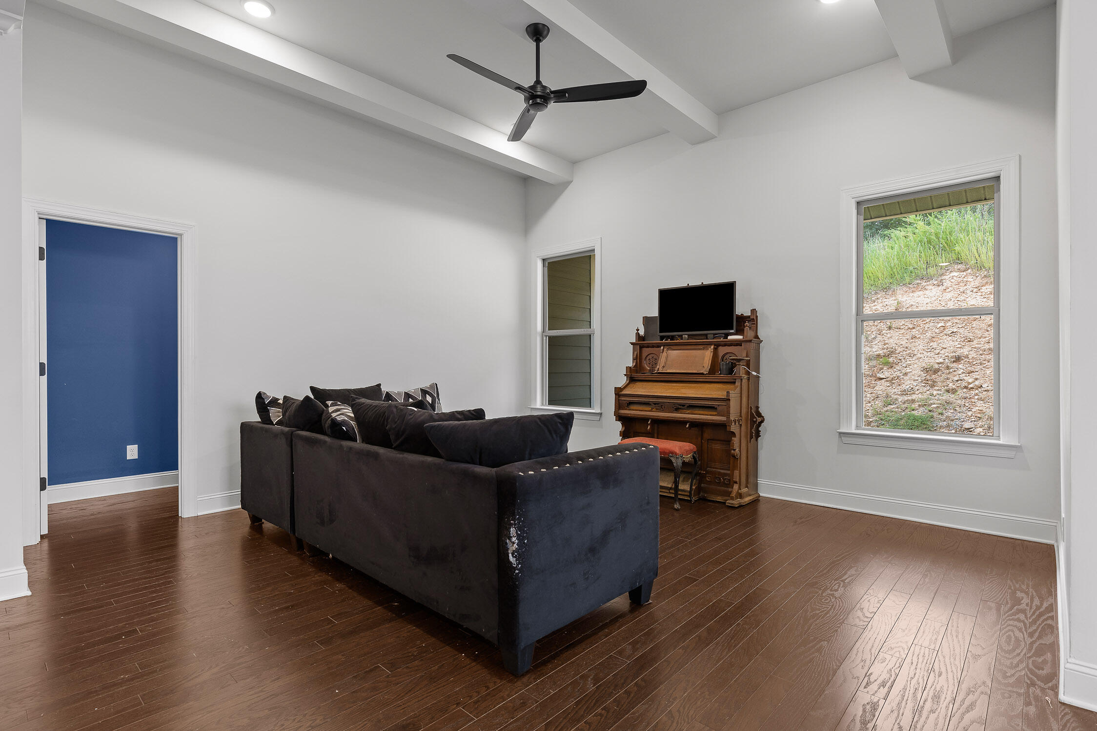 Soddy Daisy, Tennessee 37379, United States, 3 Bedrooms Bedrooms, ,2 BathroomsBathrooms,Residential,Active,48233