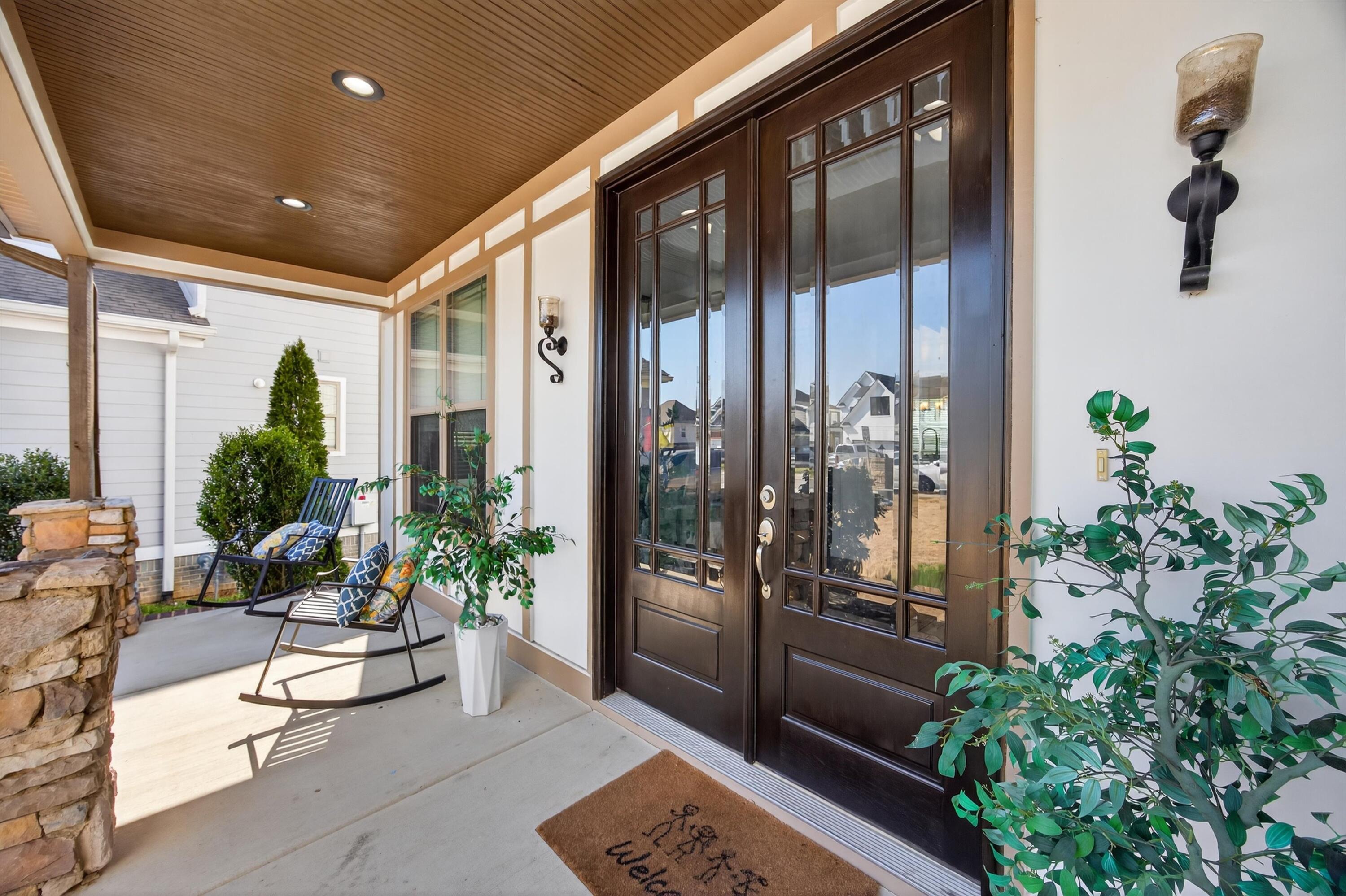 8106 Savannah Bay Drive