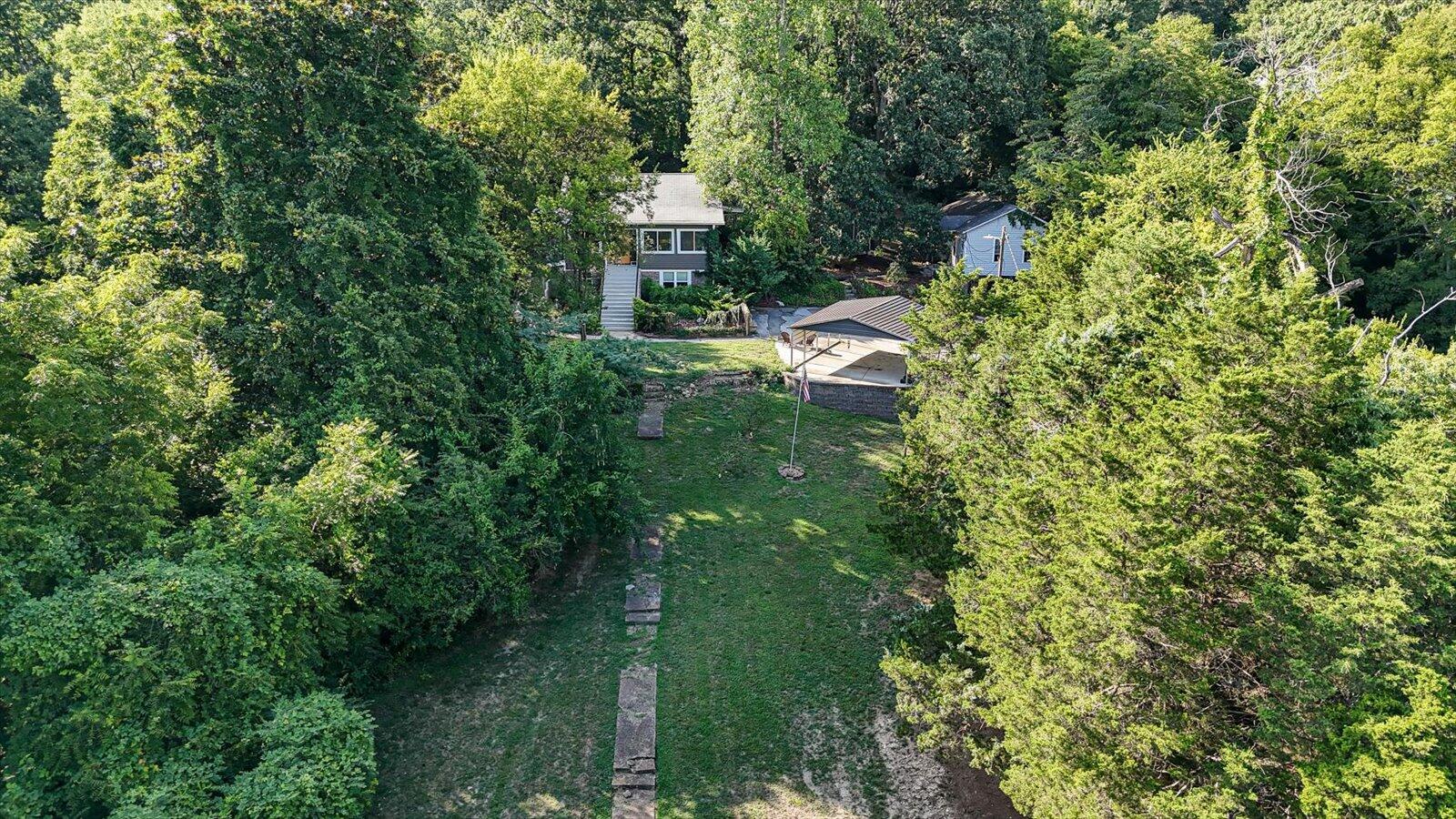 Chattanooga, Tennessee 37412, United States, 5 Bedrooms Bedrooms, ,4 BathroomsBathrooms,Residential,Contingent,50128