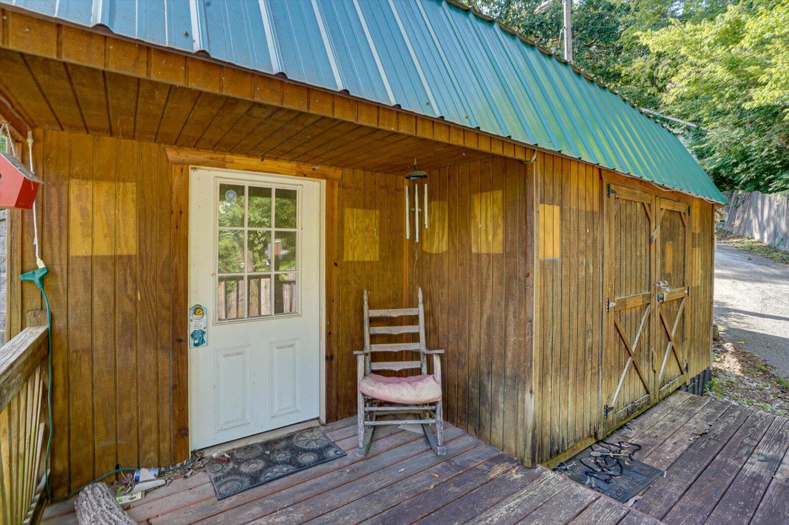 Chattanooga, Tennessee 37412, United States, 5 Bedrooms Bedrooms, ,4 BathroomsBathrooms,Residential,Contingent,50128