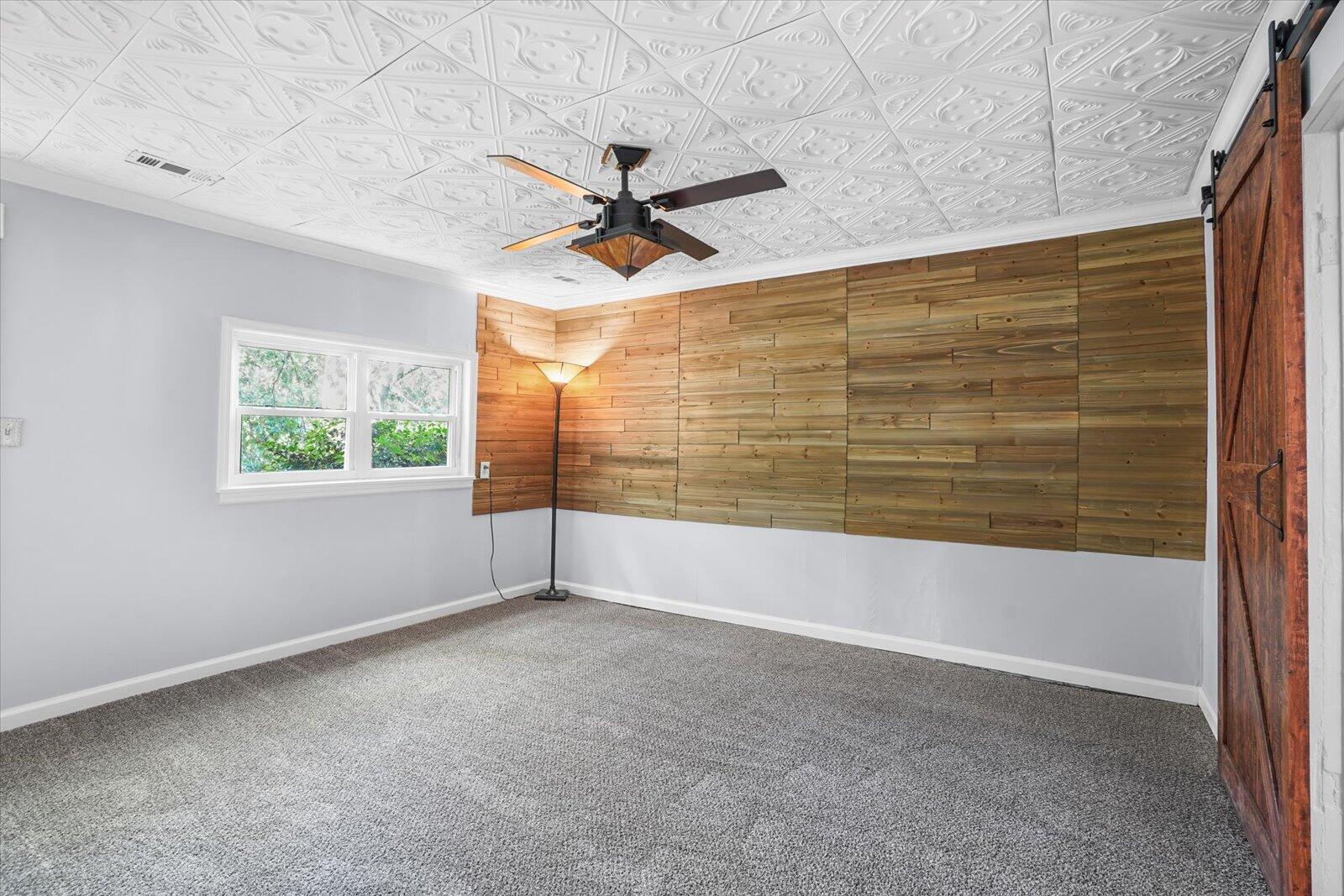 Chattanooga, Tennessee 37412, United States, 5 Bedrooms Bedrooms, ,4 BathroomsBathrooms,Residential,Contingent,50128