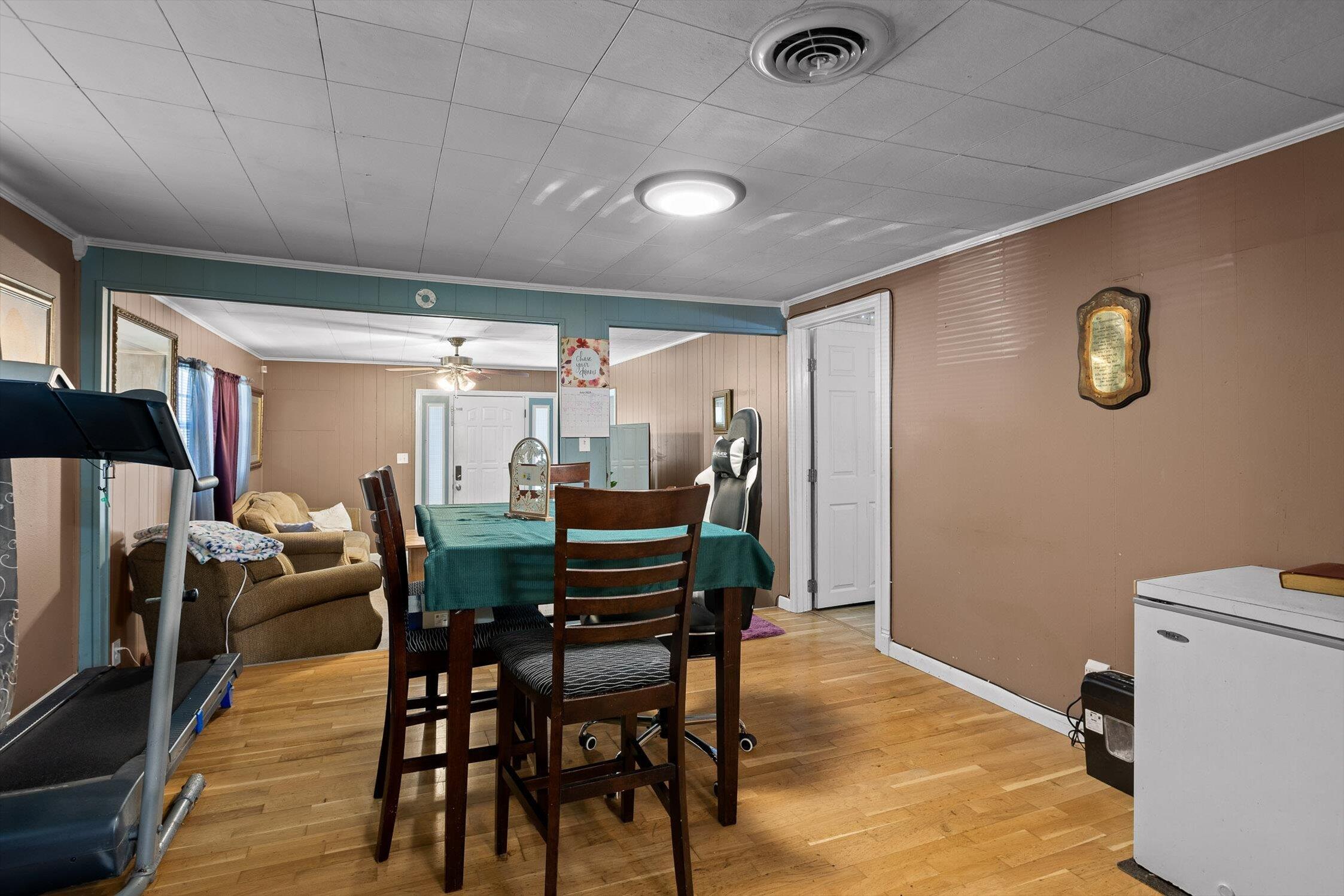 Charleston, Tennessee 37310, United States, 3 Bedrooms Bedrooms, ,1 BathroomBathrooms,Residential,Pending,171522