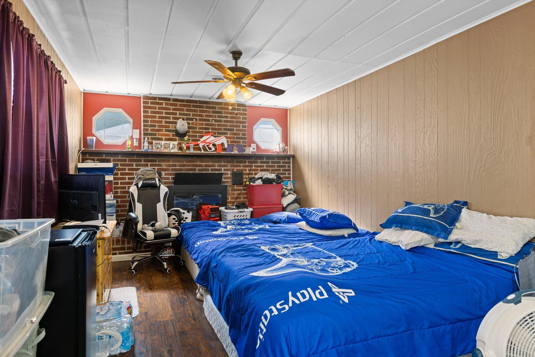 Charleston, Tennessee 37310, United States, 3 Bedrooms Bedrooms, ,1 BathroomBathrooms,Residential,Pending,171522