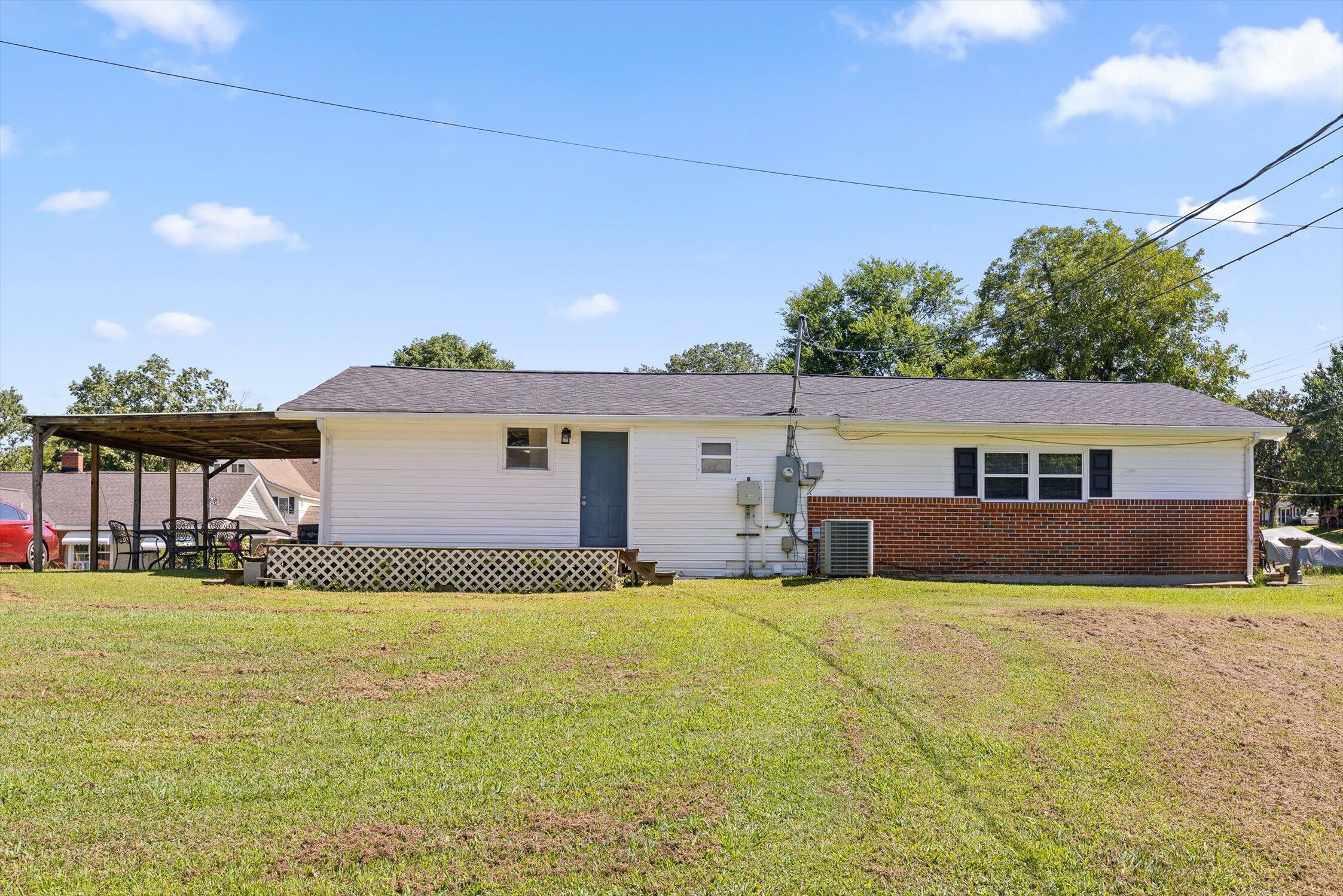 Charleston, Tennessee 37310, United States, 3 Bedrooms Bedrooms, ,1 BathroomBathrooms,Residential,Pending,171522