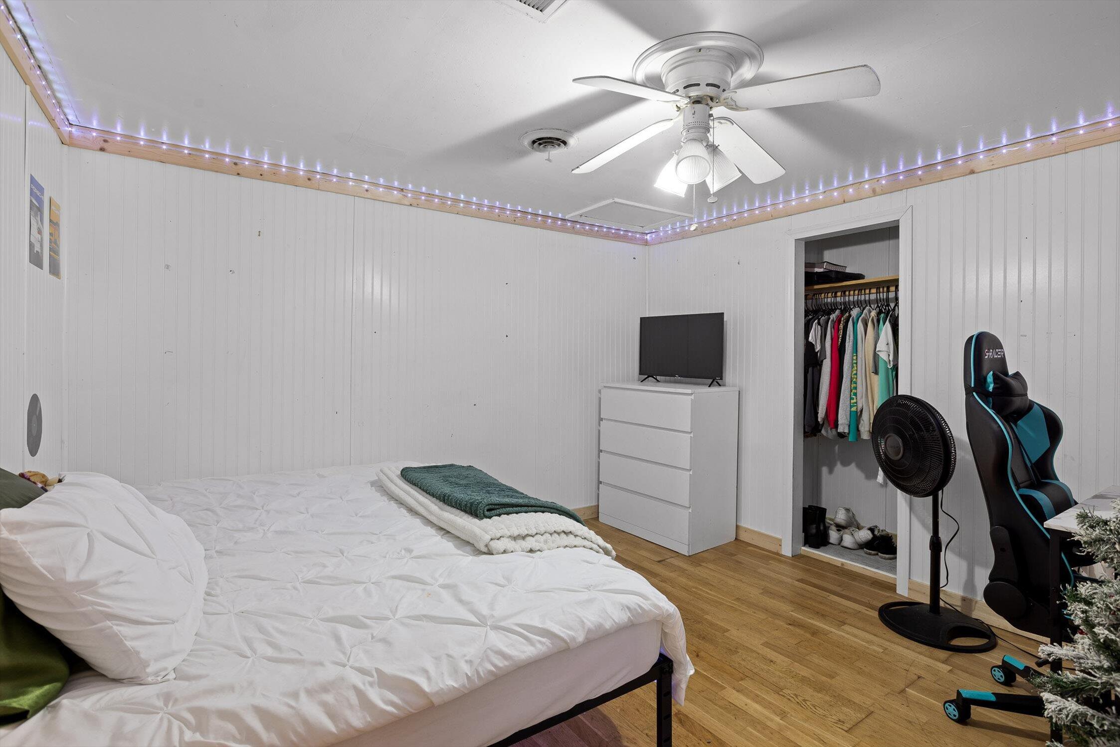 Charleston, Tennessee 37310, United States, 3 Bedrooms Bedrooms, ,1 BathroomBathrooms,Residential,Pending,171522