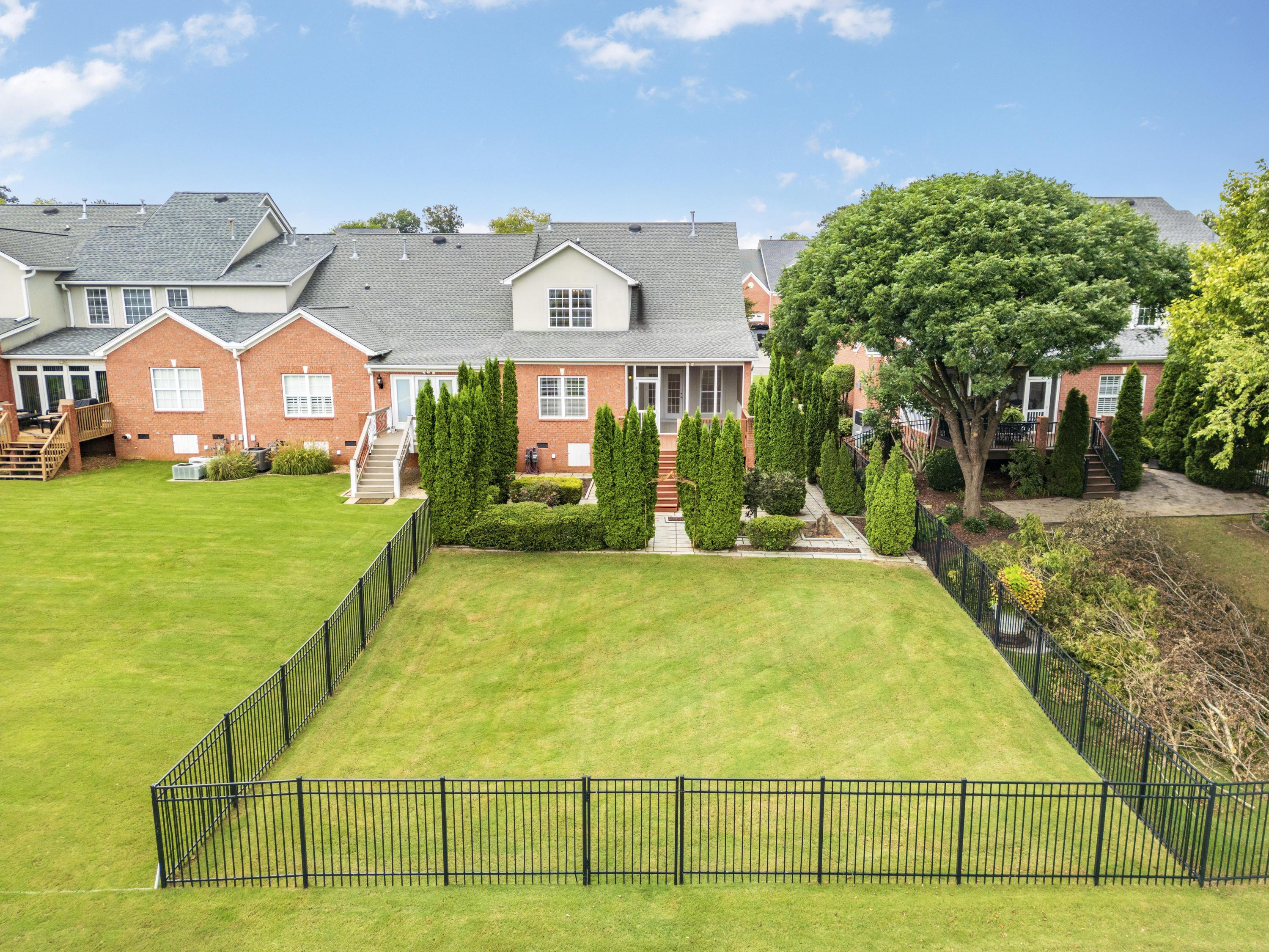 8233 Double Eagle Court