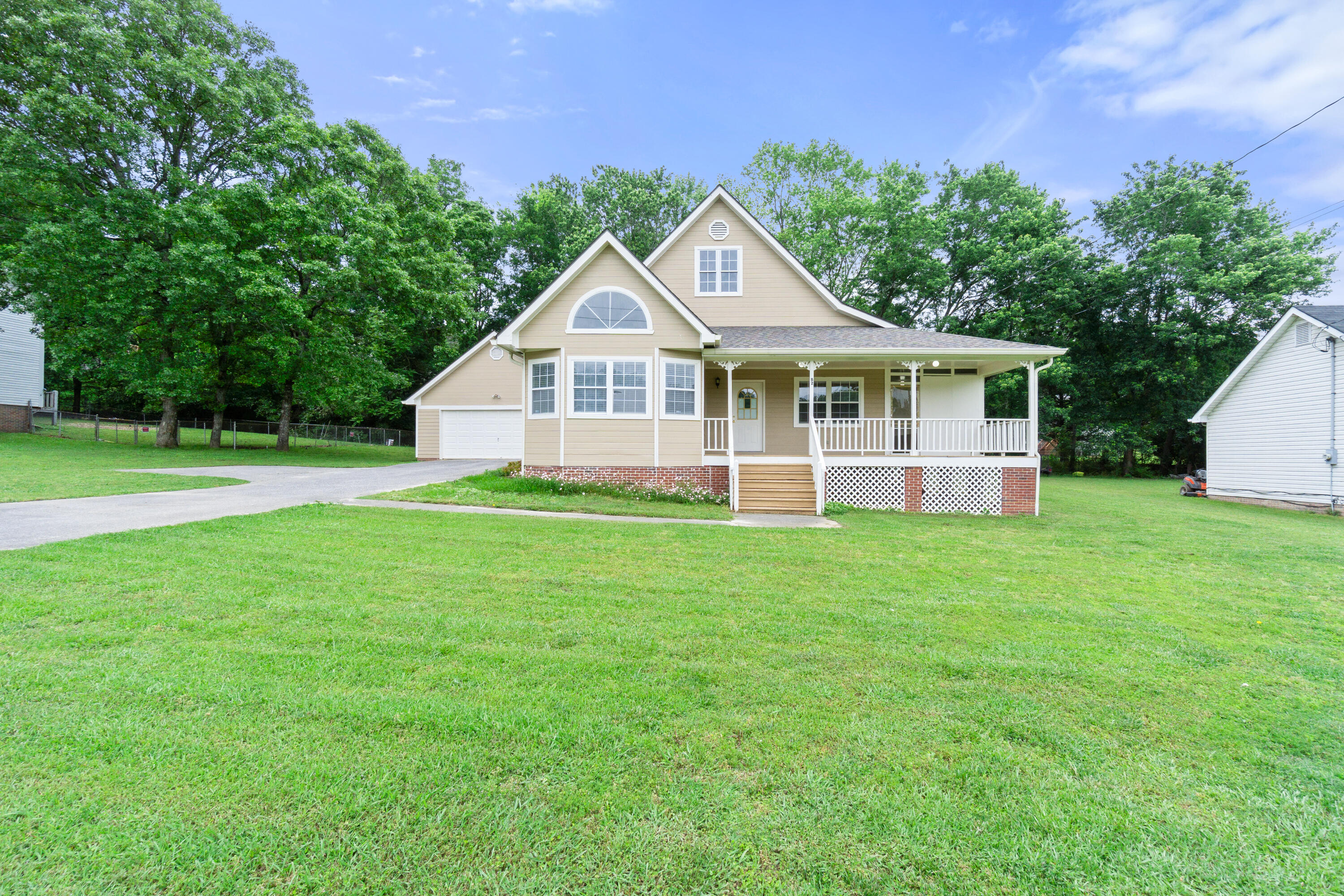82 Andrew Road, Ringgold, Georgia image 1