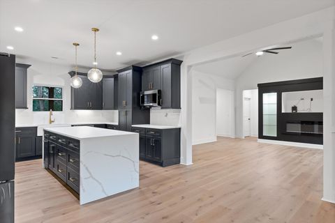 Tiny photo for 230 Clubhouse Drive, Jasper, TN 37347 (MLS # 1513765)