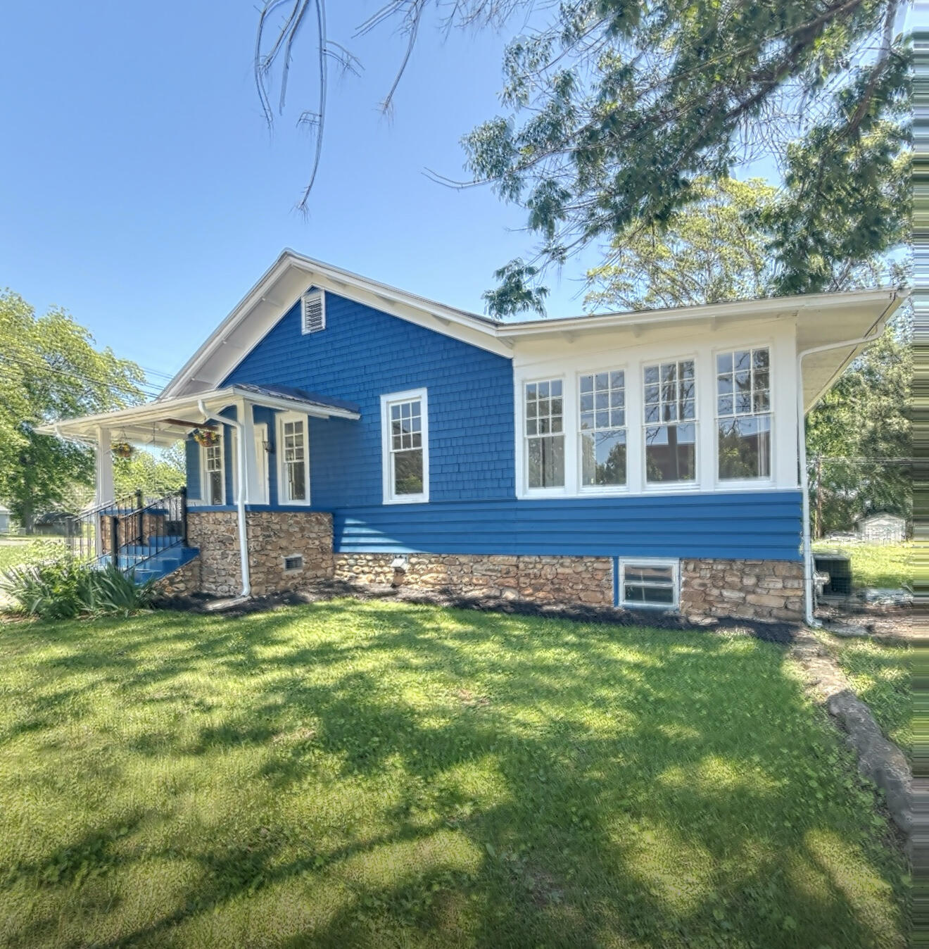 110 7th Street, South Pittsburg, Tennessee image 4