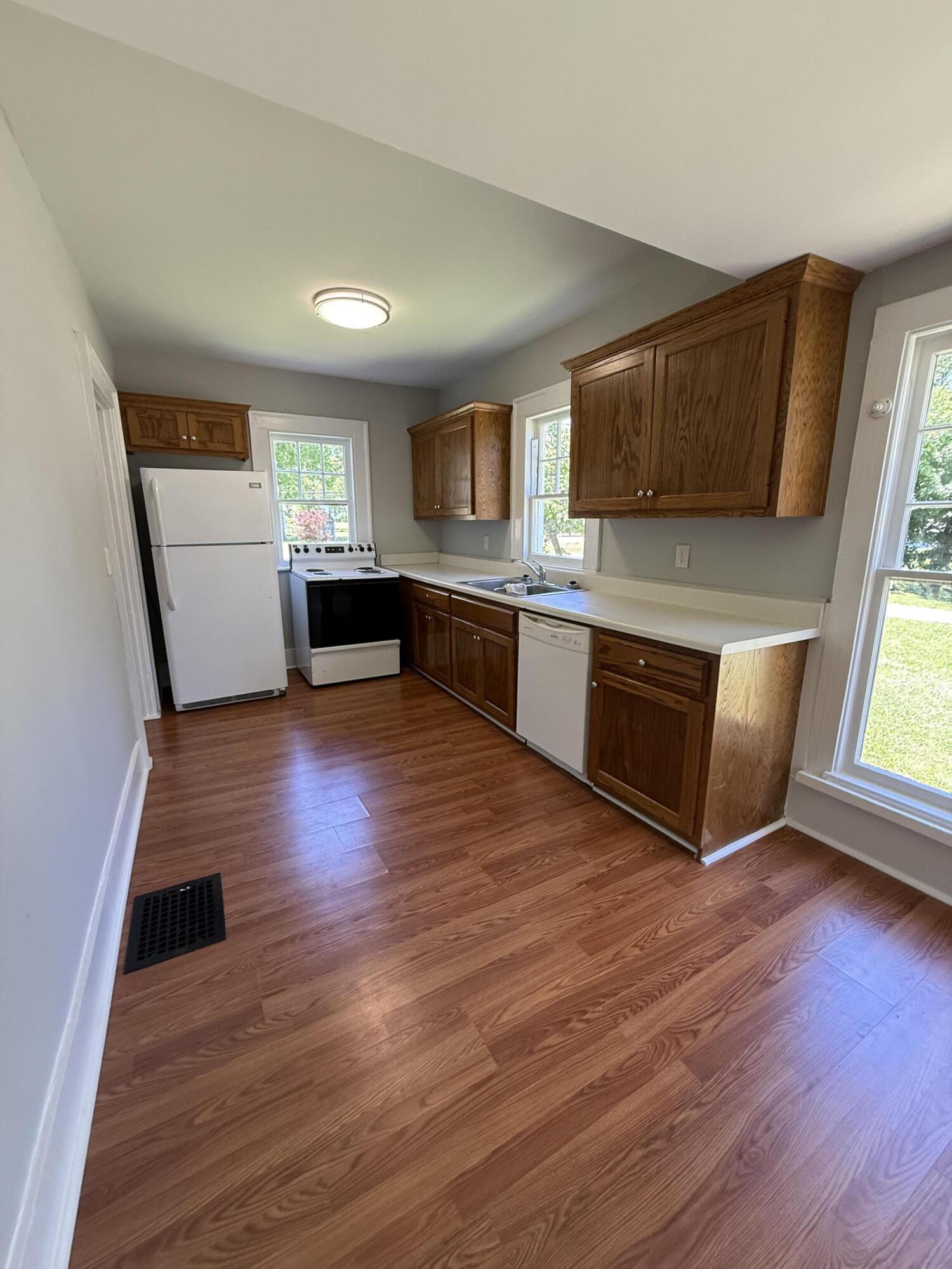 110 7th Street, South Pittsburg, Tennessee image 22