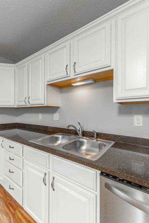 Tiny photo for 1114 Maple Tree Lane, Chattanooga, TN 37421 (MLS # 1528120)