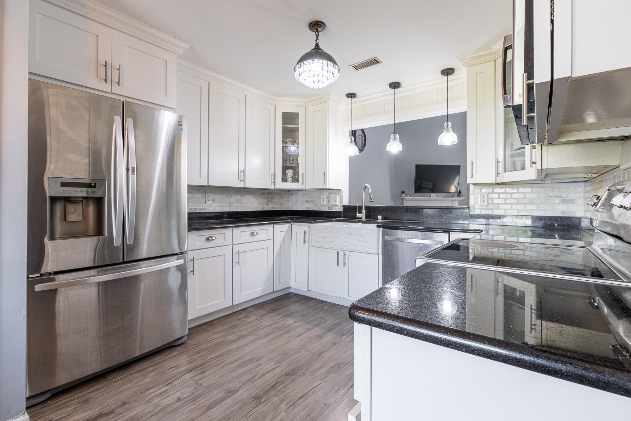 6802 French Quarter Court