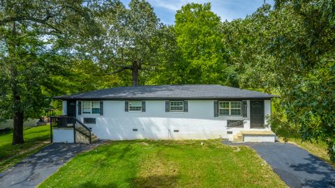 Photo of 201-203 Chestnut Street, Rossville, GA 30741 (MLS # 1519663)