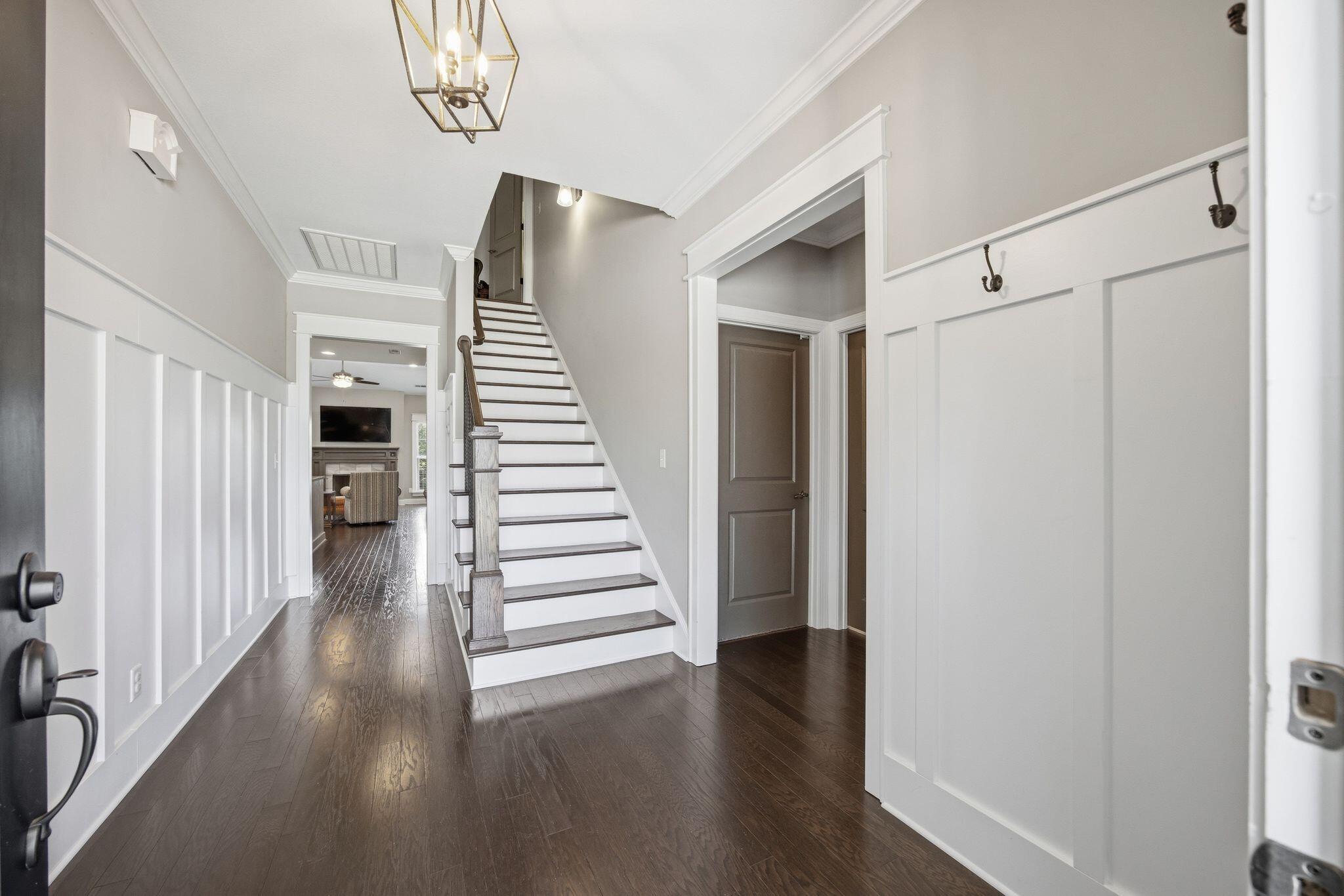 8422 Gray Fox Court