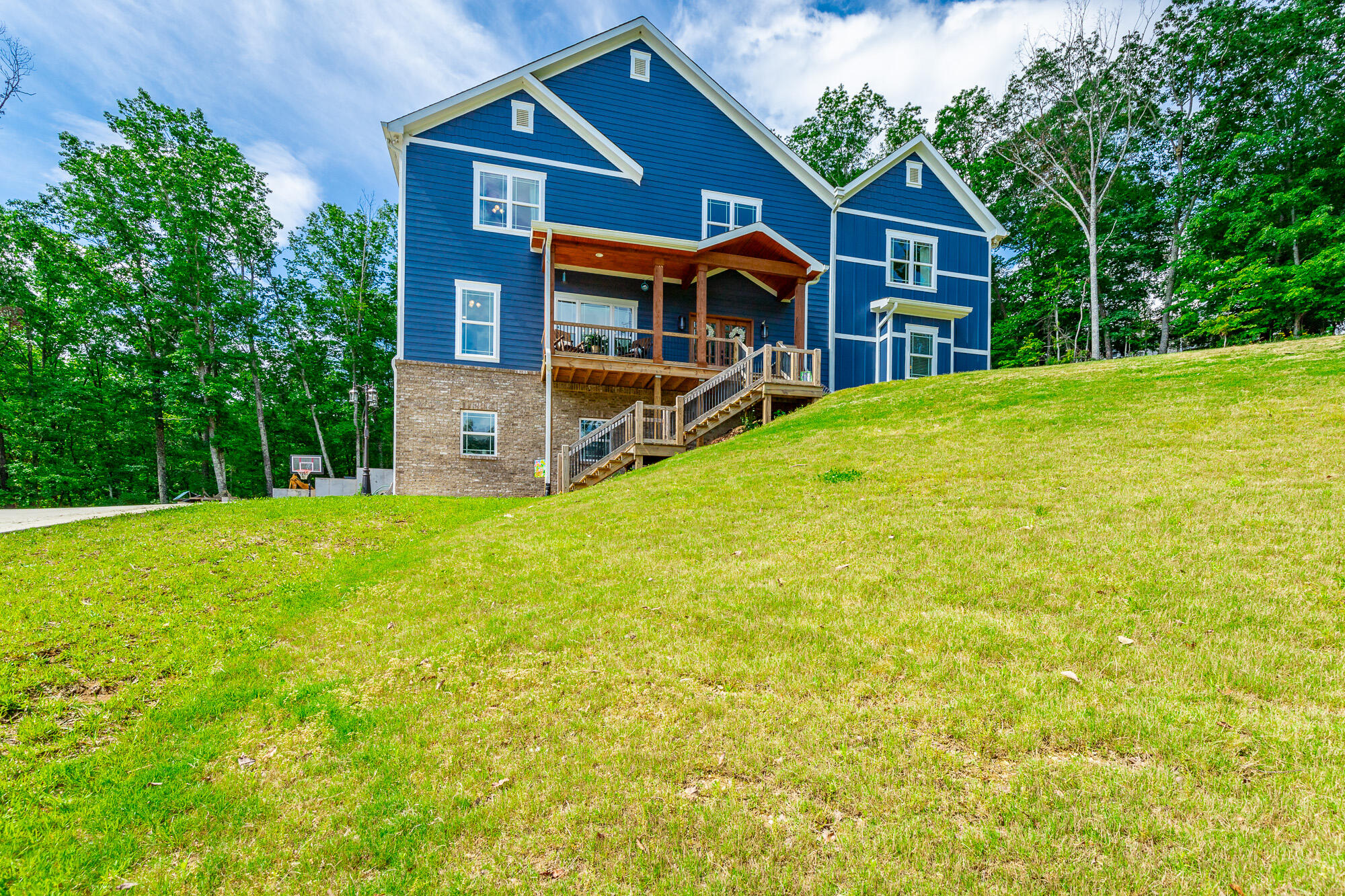 6520 Flagstone Drive, Ooltewah, Tennessee image 1