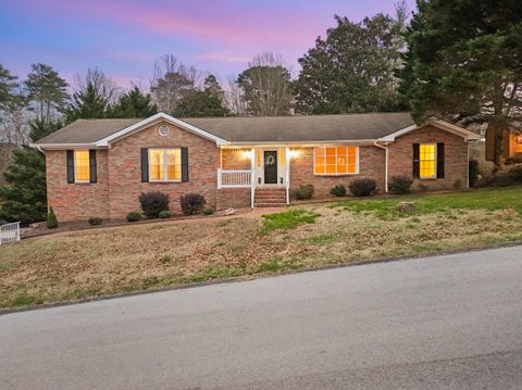 Photo of 1219 King Arthur Road, Chattanooga, TN 37421 (MLS # 1523038)