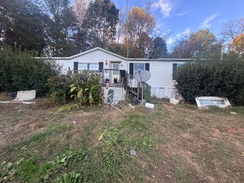 552 County Road 804 Etowah TN 37331