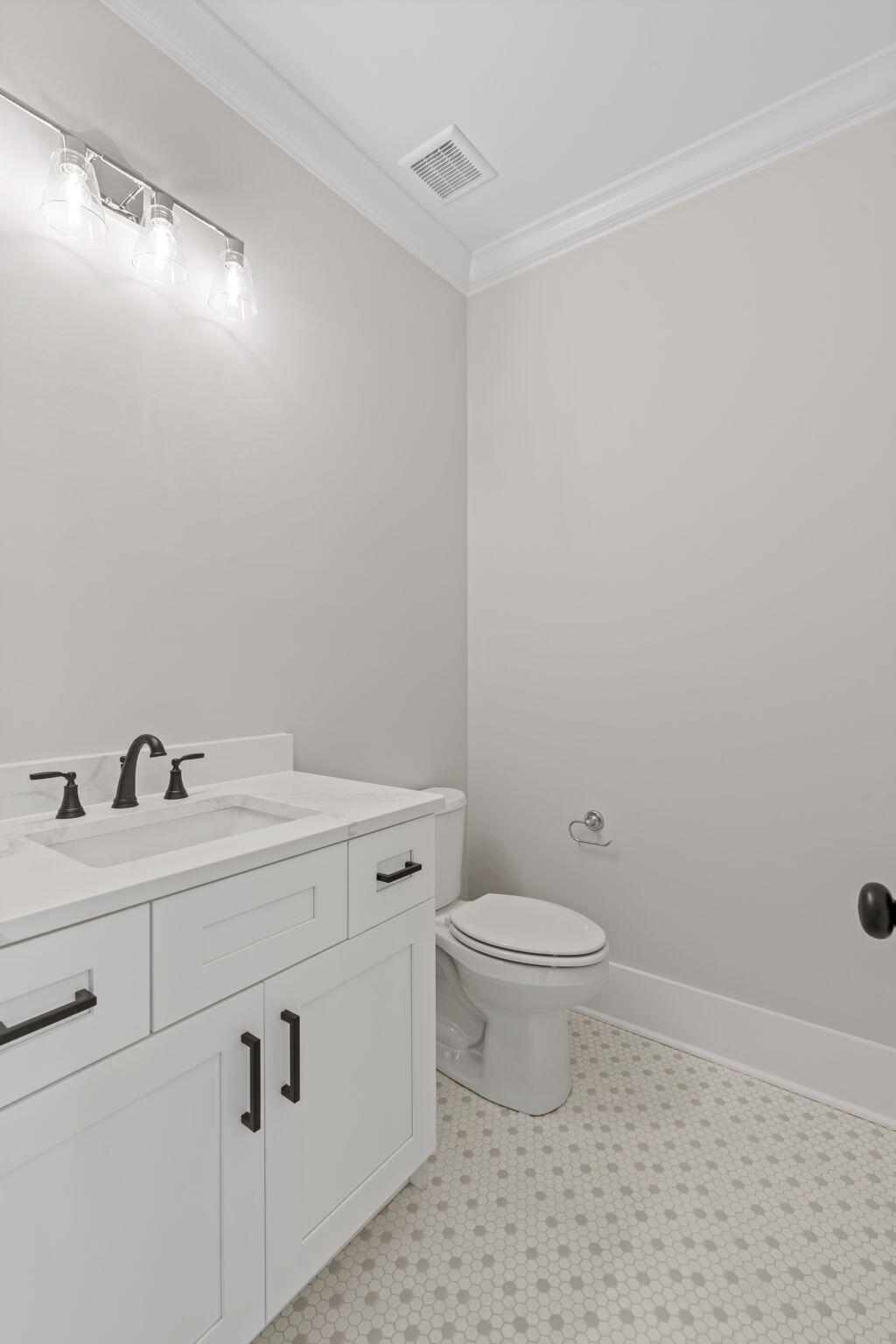 490 Lakeshore Cove Drive #10, Fort Oglethorpe, Georgia image 13