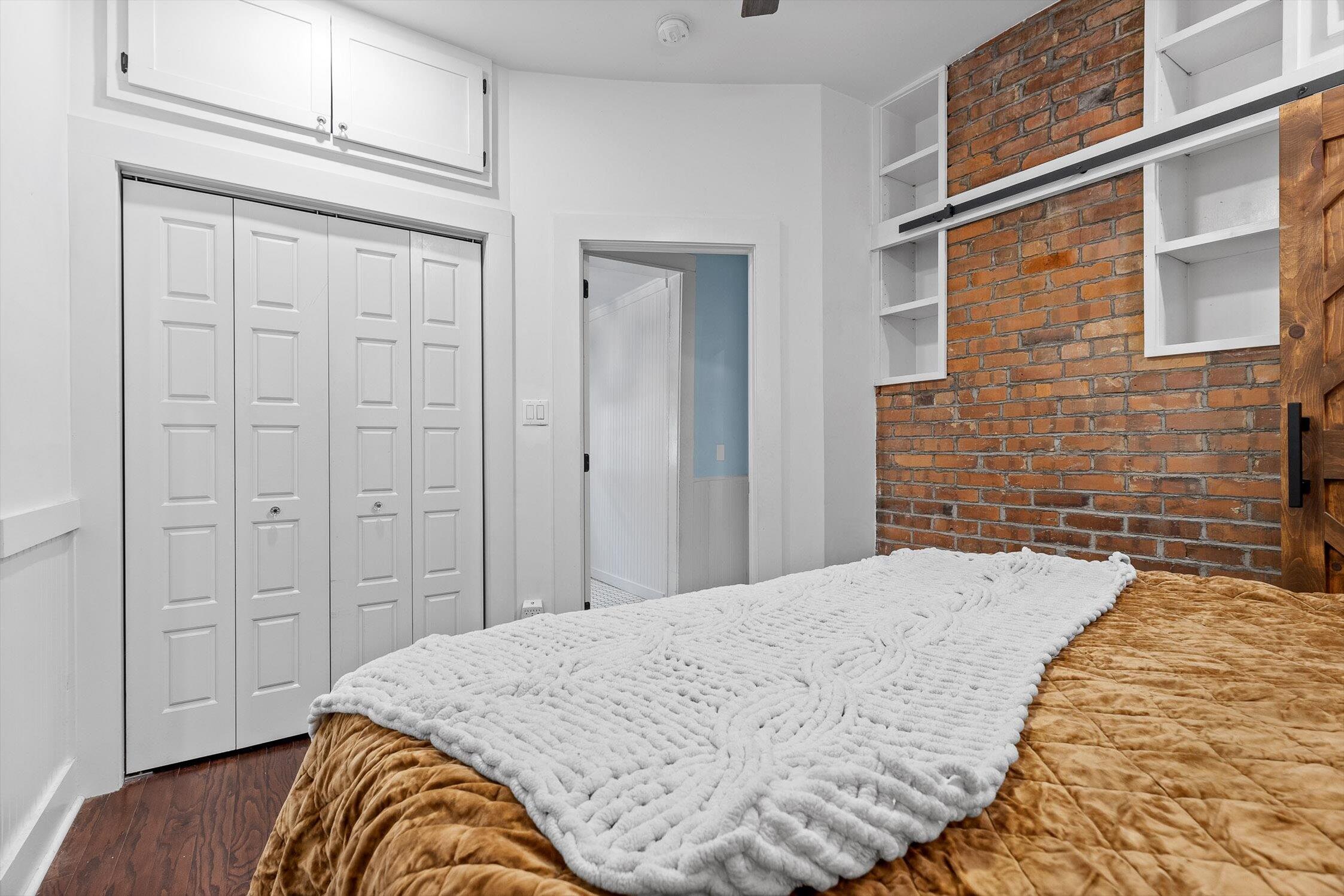 Chattanooga, Tennessee 37405, United States, 3 Bedrooms Bedrooms, ,2 BathroomsBathrooms,Residential,Active,216673