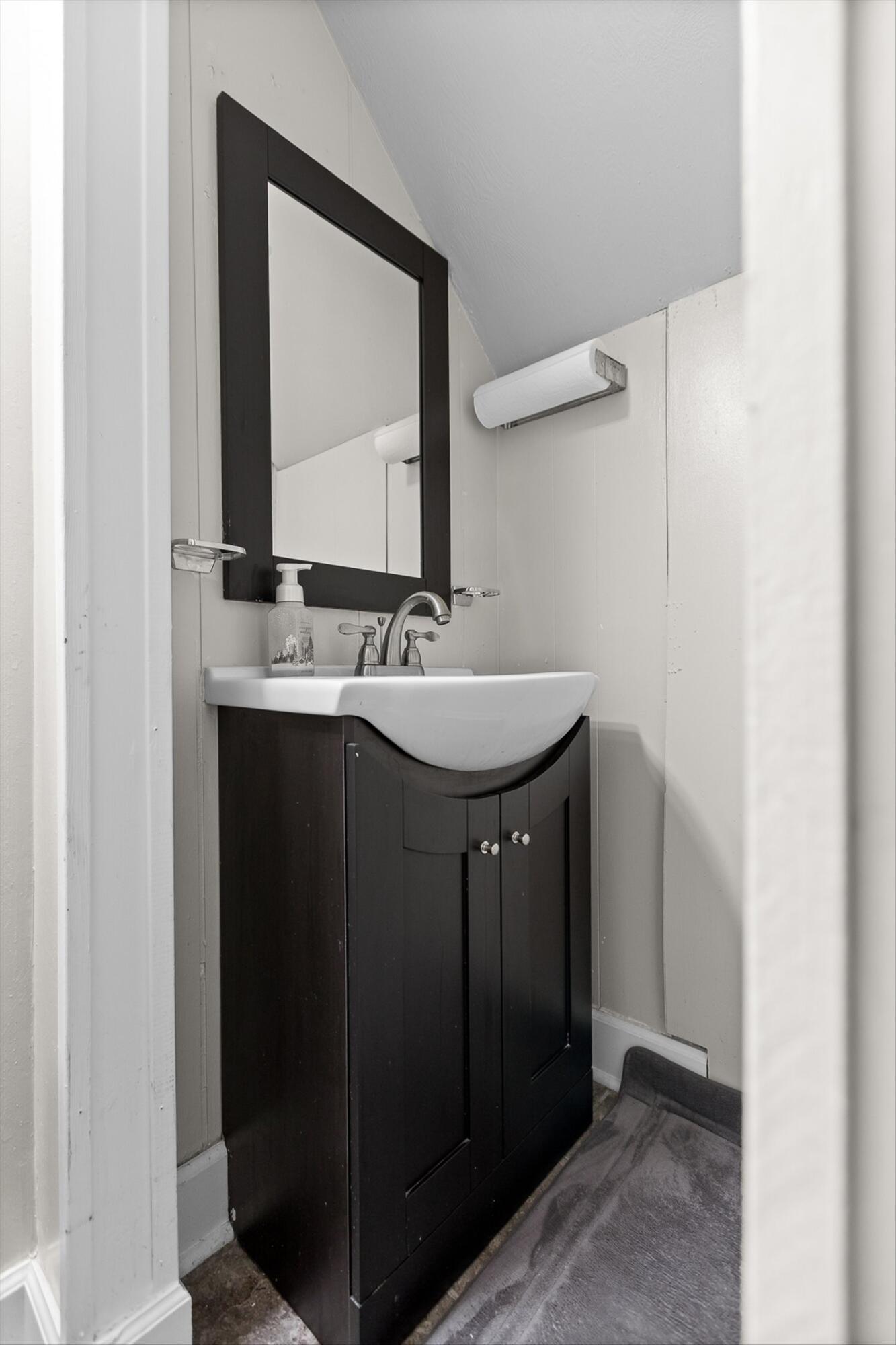 Chattanooga, Tennessee 37421, United States, 4 Bedrooms Bedrooms, ,3 BathroomsBathrooms,Residential,Active,224140