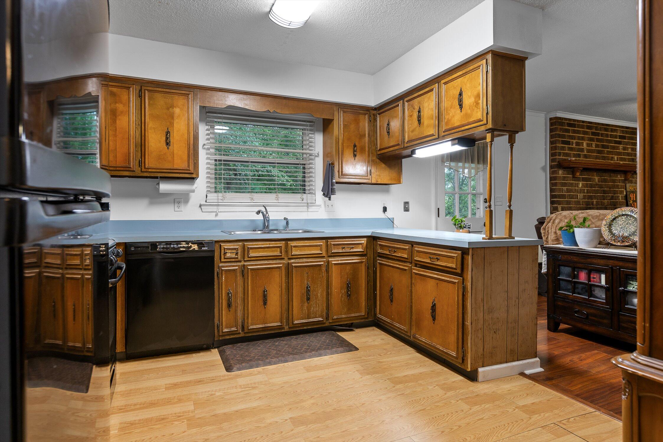 Chattanooga, Tennessee 37421, United States, 4 Bedrooms Bedrooms, ,3 BathroomsBathrooms,Residential,Active,224140