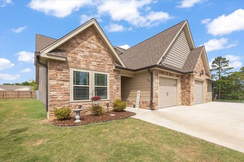 Photo of 115 Morning Mist Drive, Rossville, GA 30741 (MLS # 1533899)
