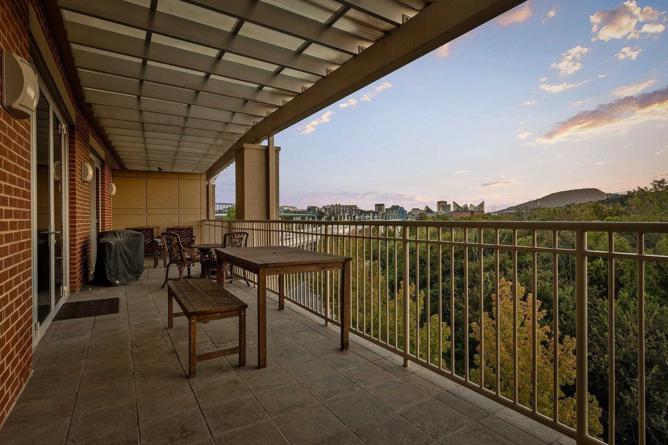 Chattanooga, Tennessee 37405, United States, 2 Bedrooms Bedrooms, ,2 BathroomsBathrooms,Residential,Active,25338