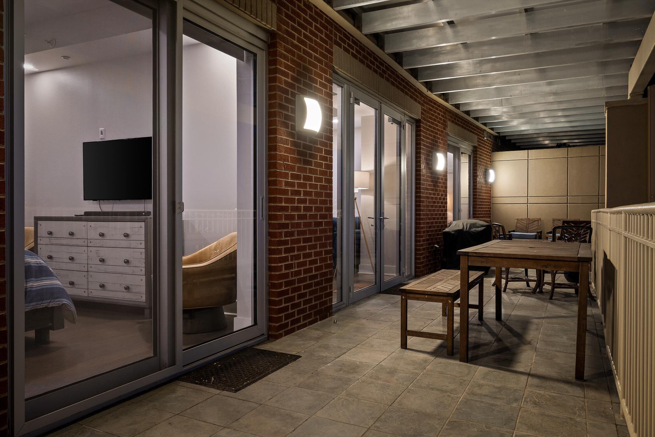 Chattanooga, Tennessee 37405, United States, 2 Bedrooms Bedrooms, ,2 BathroomsBathrooms,Residential,Active,25338